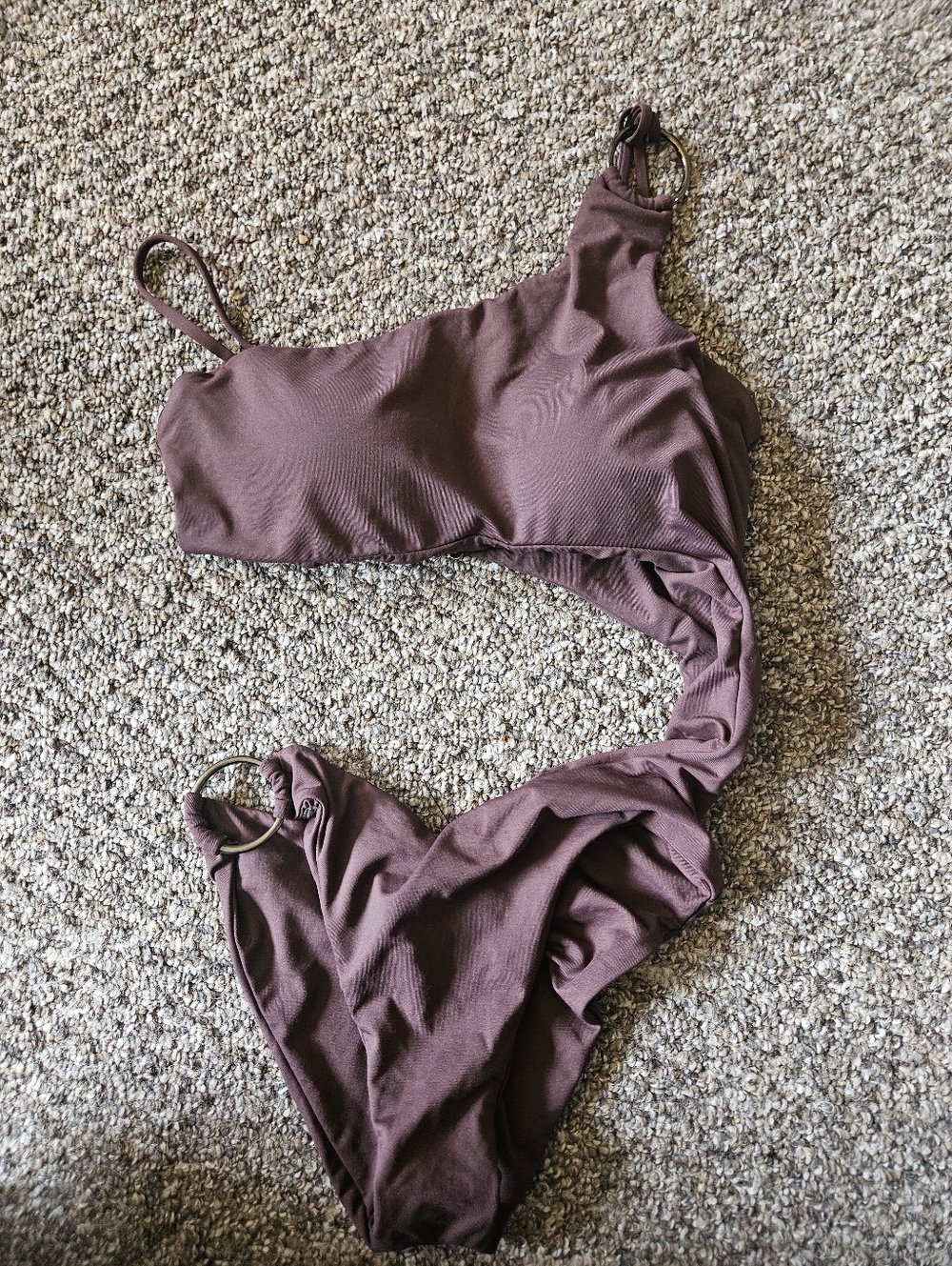 LeSwim Cut-out Padded One Piece Bathing Suit With Ring Detail Size 6